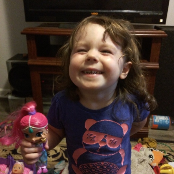 Meet your Posher, Jenn - Picture 4 of 7